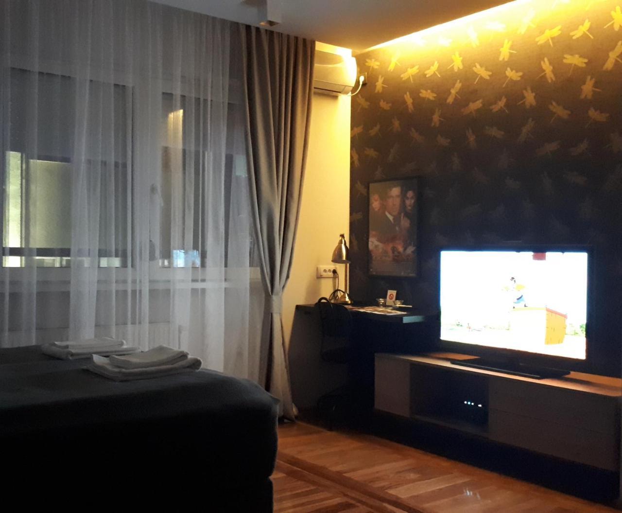 Apartman Donner Centar ซูโบติกา ภายนอก รูปภาพ